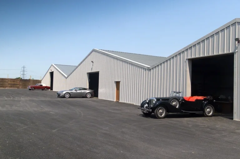 Classic Car Storage 1 768x509